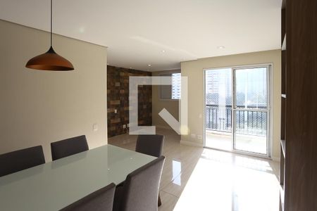 Sala de apartamento para alugar com 2 quartos, 64m² em Vila Praia, São Paulo