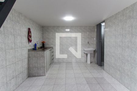 Sala e Cozinha   de kitnet/studio para alugar com 1 quarto, 27m² em Parque Edu Chaves, São Paulo