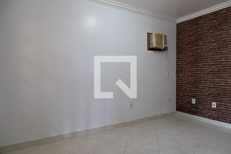 Quarto 1 de casa de condomínio para alugar com 4 quartos, 300m² em Vargem Grande, Rio de Janeiro