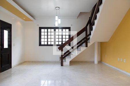 Casa de condomínio para alugar com 300m², 4 quartos e 2 vagasSala