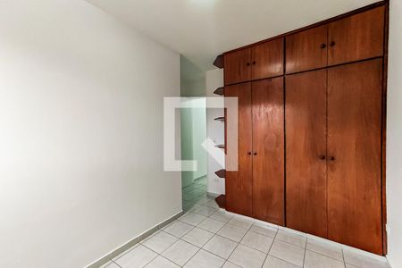 Quarto 1 de apartamento para alugar com 2 quartos, 52m² em Jardim Colombo, São Paulo