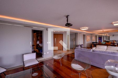 Sala de apartamento à venda com 3 quartos, 250m² em Cambuci, São Paulo