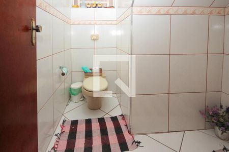 Banheiro de casa à venda com 3 quartos, 194m² em Jardim Tietê, São Paulo