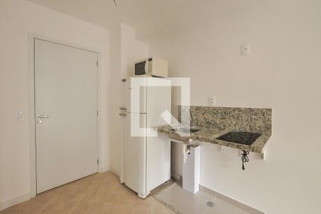 Sala/Cozinha de apartamento à venda com 1 quarto, 31m² em Pinheiros, São Paulo