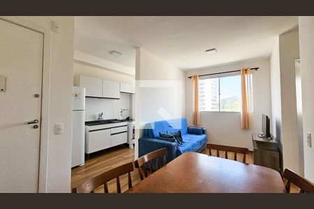 Sala de apartamento para alugar com 2 quartos, 42m² em Usina Piratininga, São Paulo