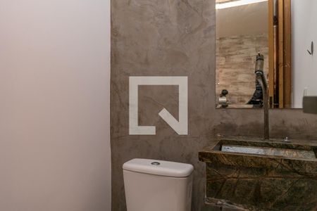 Lavabo de casa à venda com 4 quartos, 170m² em Vila Congonhas, São Paulo