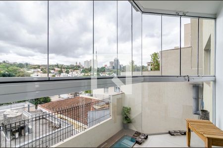 Varanda de casa à venda com 3 quartos, 300m² em Jardim das Bandeiras, São Paulo