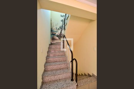 Escada de casa à venda com 5 quartos, 320m² em Parque Novo Oratório, Santo André