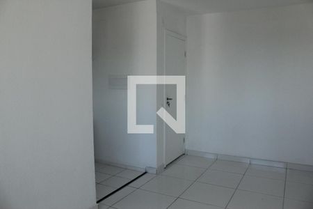 Sala de apartamento para alugar com 2 quartos, 44m² em Usina Piratininga, São Paulo