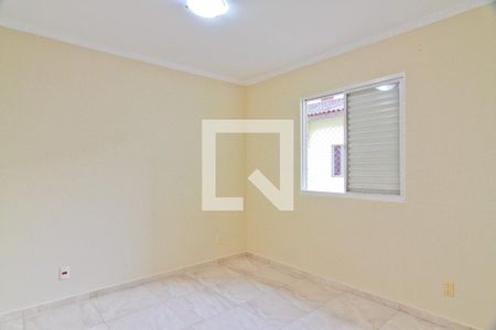 Suíte de apartamento para alugar com 3 quartos, 67m² em Vila Palmeiras, São Paulo