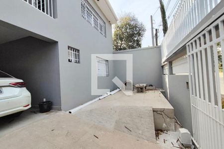 Quintal de casa à venda com 3 quartos, 350m² em Jardim New York, Campinas