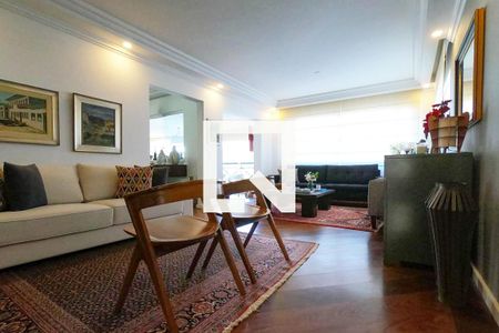 Apartamento para alugar com 4 quartos, 245m² em Vila Suzana, São Paulo