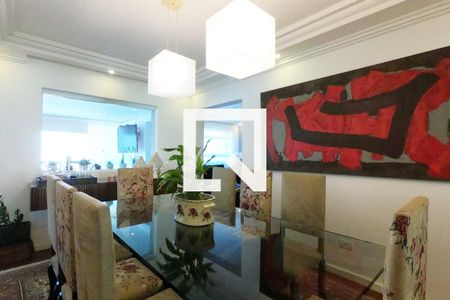 Sala  de apartamento à venda com 4 quartos, 245m² em Vila Suzana, São Paulo