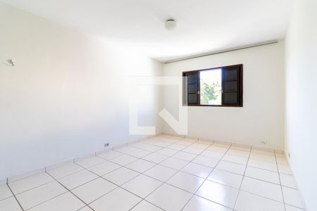 Quarto 1 de casa para alugar com 2 quartos, 160m² em Vila Império, São Paulo