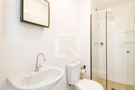 Banheiro de apartamento para alugar com 1 quarto, 24m² em Santo Amaro, São Paulo