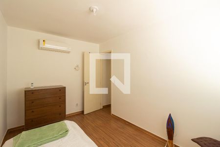 Quarto 1 de apartamento para alugar com 2 quartos, 49m² em Campo Grande, Rio de Janeiro