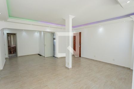 Sala de apartamento para alugar com 3 quartos, 120m² em Parque Maria Domitila, São Paulo