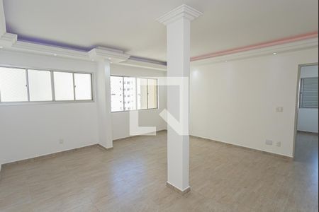 Sala de apartamento para alugar com 3 quartos, 120m² em Parque Maria Domitila, São Paulo