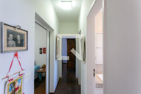 Corredor de apartamento para alugar com 3 quartos, 95m² em Funcionários, Belo Horizonte
