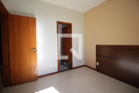 Quarto Suíte de apartamento para alugar com 3 quartos, 148m² em Itapoã, Belo Horizonte