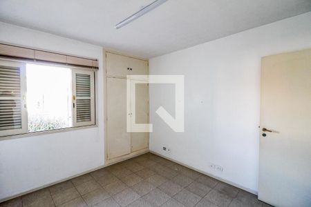 Quarto 2 de casa para alugar com 2 quartos, 120m² em Santo Amaro, São Paulo