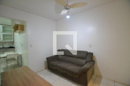 Sala de apartamento para alugar com 2 quartos, 60m² em Teresópolis, Porto Alegre