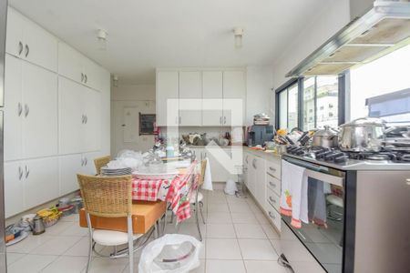 Apartamento à venda com 370m², 3 quartos e 2 vagas Apartamento à venda com 370m², 3 quartos e 2 vagasCozinha