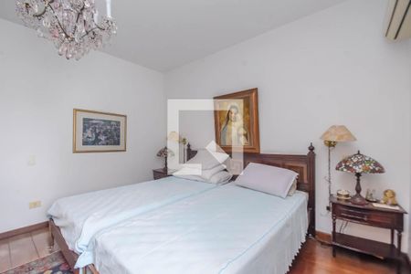 Apartamento à venda com 370m², 3 quartos e 2 vagas Apartamento à venda com 370m², 3 quartos e 2 vagasQuarto 1