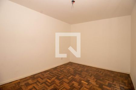 Quarto de apartamento à venda com 1 quarto, 55m² em Passo D&#8217;areia, Porto Alegre