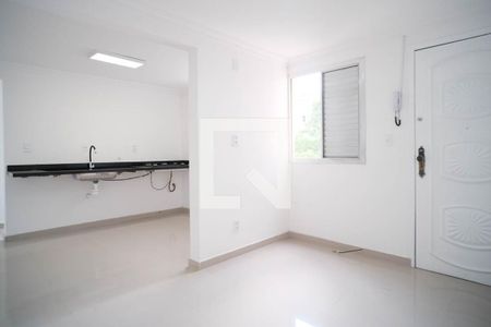 Apartamento à venda com 47m², 2 quartos e 1 vagaSala/Cozinha