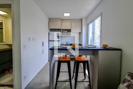 Cozinha de kitnet/studio à venda com 1 quarto, 26m² em Sé, São Paulo