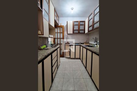 Apartamento à venda com 119m², 3 quartos e sem vaga Apartamento à venda com 119m², 3 quartos e sem vagaCozinha