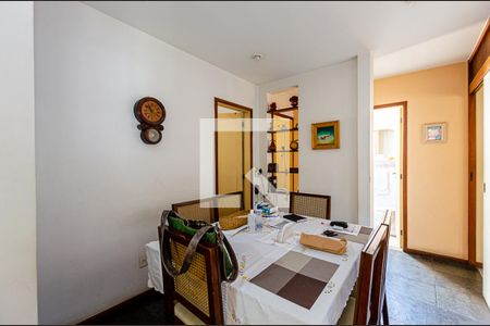 Sala de apartamento à venda com 3 quartos, 119m² em Ingá, Niterói