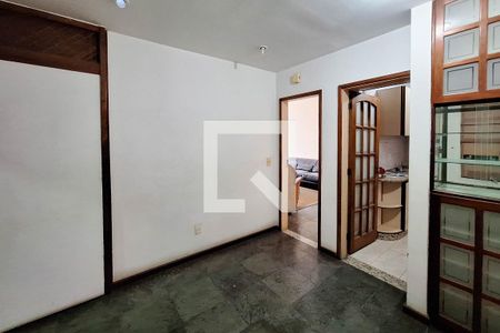 Apartamento à venda com 119m², 3 quartos e sem vaga Apartamento à venda com 119m², 3 quartos e sem vagaCopa