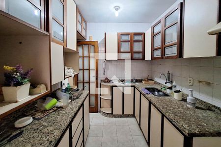 Apartamento à venda com 119m², 3 quartos e sem vaga Apartamento à venda com 119m², 3 quartos e sem vagaCozinha
