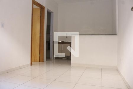 Sala de casa para alugar com 1 quarto, 40m² em Vila Nossa Senhora de Fátima, São Vicente