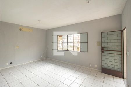 Sala de casa para alugar com 3 quartos, 150m² em Campo Grande, Rio de Janeiro