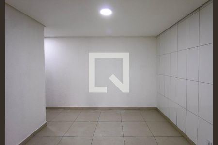 Sala de casa para alugar com 1 quarto, 36m² em Jardim Dona Sinhá, São Paulo