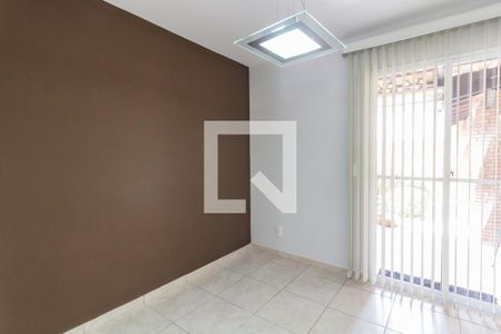 Sala/Sala de Jantar de casa de condomínio para alugar com 3 quartos, 136m² em Vila Oliveira, Mogi das Cruzes