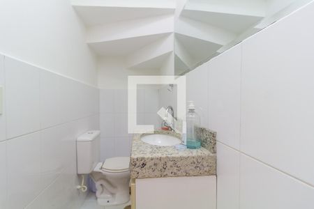 Lavabo de casa de condomínio para alugar com 3 quartos, 136m² em Vila Oliveira, Mogi das Cruzes