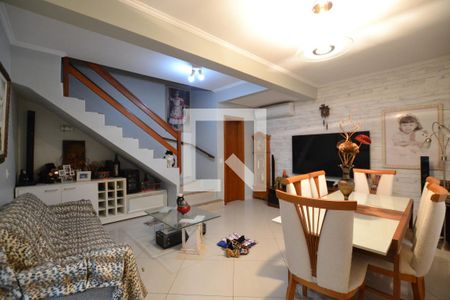 Sala de casa de condomínio à venda com 4 quartos, 204m² em Camaquã, Porto Alegre