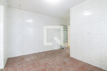 Cozinha de casa para alugar com 2 quartos, 80m² em Vila Ré, São Paulo