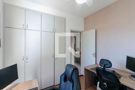 Quarto 1 de apartamento para alugar com 2 quartos, 70m² em Carlos Prates, Belo Horizonte