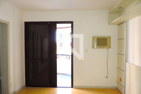 Suite 1 de apartamento para alugar com 2 quartos, 77m² em Agronômica, Florianópolis