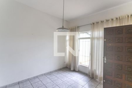 Sala de estar de casa à venda com 3 quartos, 192m² em Rudge Ramos, São Bernardo do Campo