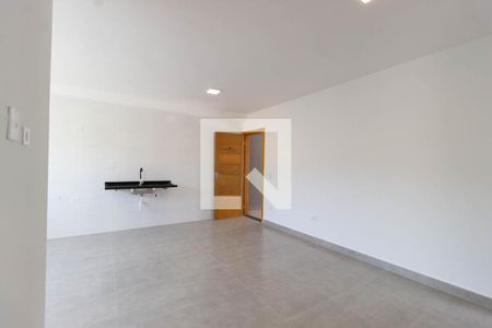 Sala/Cozinha/Área de serviço de apartamento para alugar com 2 quartos, 46m² em Vila Nivi, São Paulo