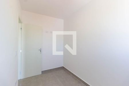 Quarto 1 de apartamento para alugar com 2 quartos, 46m² em Vila Nivi, São Paulo