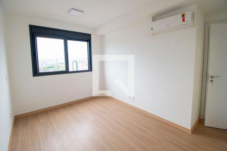 Suíte de apartamento para alugar com 2 quartos, 58m² em Azenha, Porto Alegre