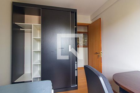 Quarto 1 de apartamento para alugar com 2 quartos, 60m² em Batel, Curitiba