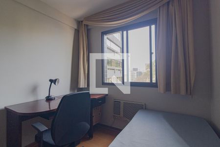 Quarto 1 de apartamento para alugar com 2 quartos, 60m² em Batel, Curitiba